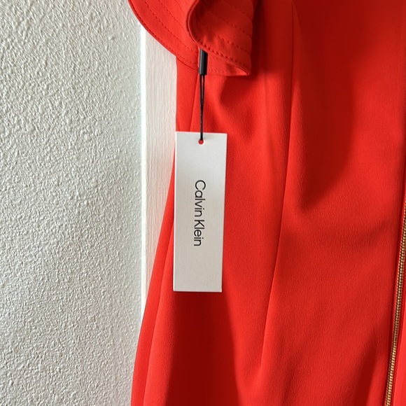 CALVIN KLEIN | Women's Ruffled-Shoulder Sheath Dress NWT 6, Bright Orange - Picture 8 of 9
